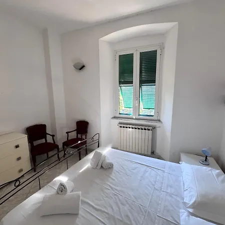 In The Historic Center Orange Apartment *